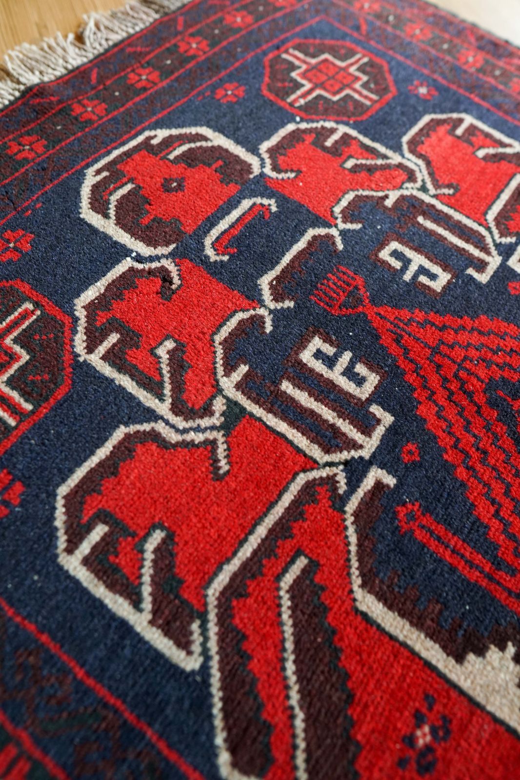 150×97cm トライバルラグ　バルーチ族　ヴィンテージラグ ペルシャ絨毯 vintageペルシャ絨毯 バルーチ トライバルラグ 150x83cm - メルカリ