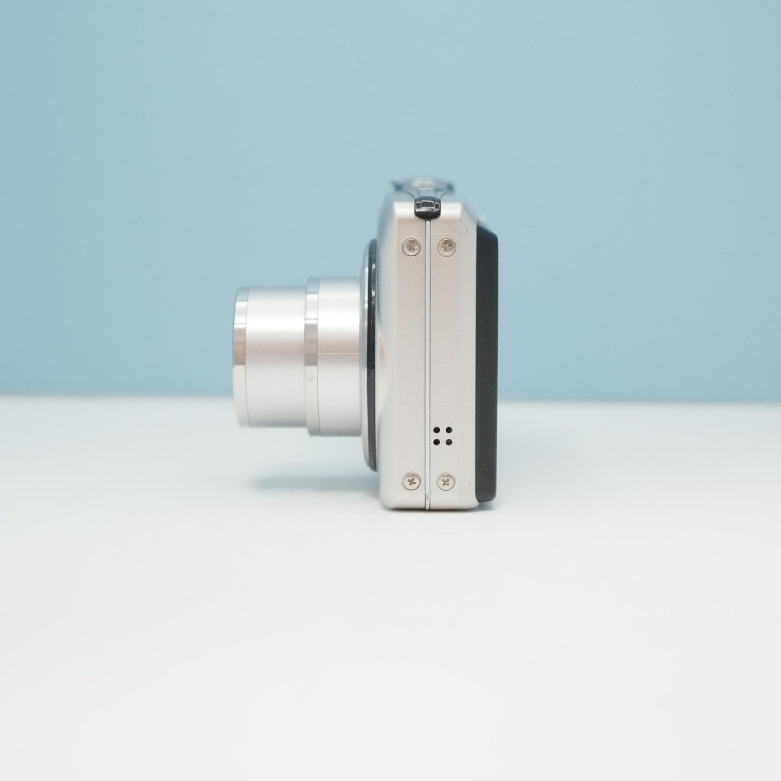 FUJIFILM FINEPIX F50fd デジカメ 美品 a5557 - メルカリ