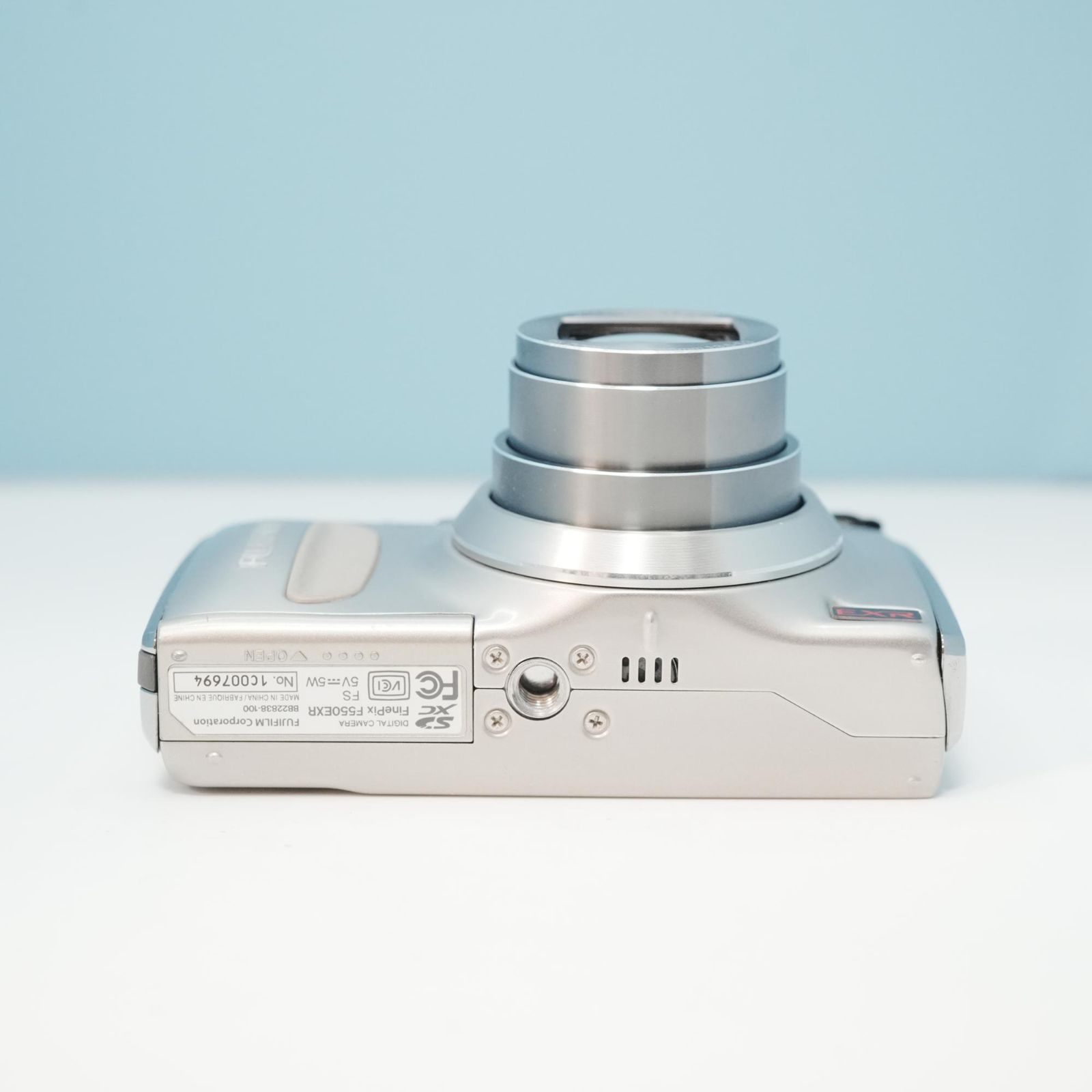 FUJIFILM FINEPIX F550EXR デジカメ スマホ転送OK フルセット 美品