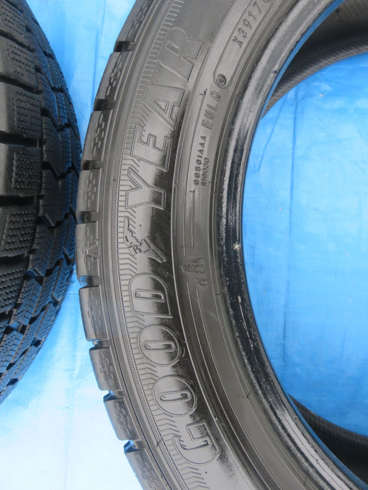 SFC 4116 17インチ タイヤ 215 55 R 17 94 Q 4本セット ICENAV 7 冬タイヤ スタッドレス 2017年製