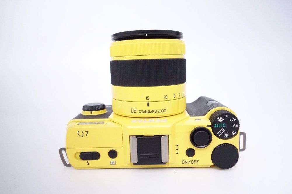 極上品】ペンタックス PENTAX ミラーレス一眼 Q7 ズームレンズキット