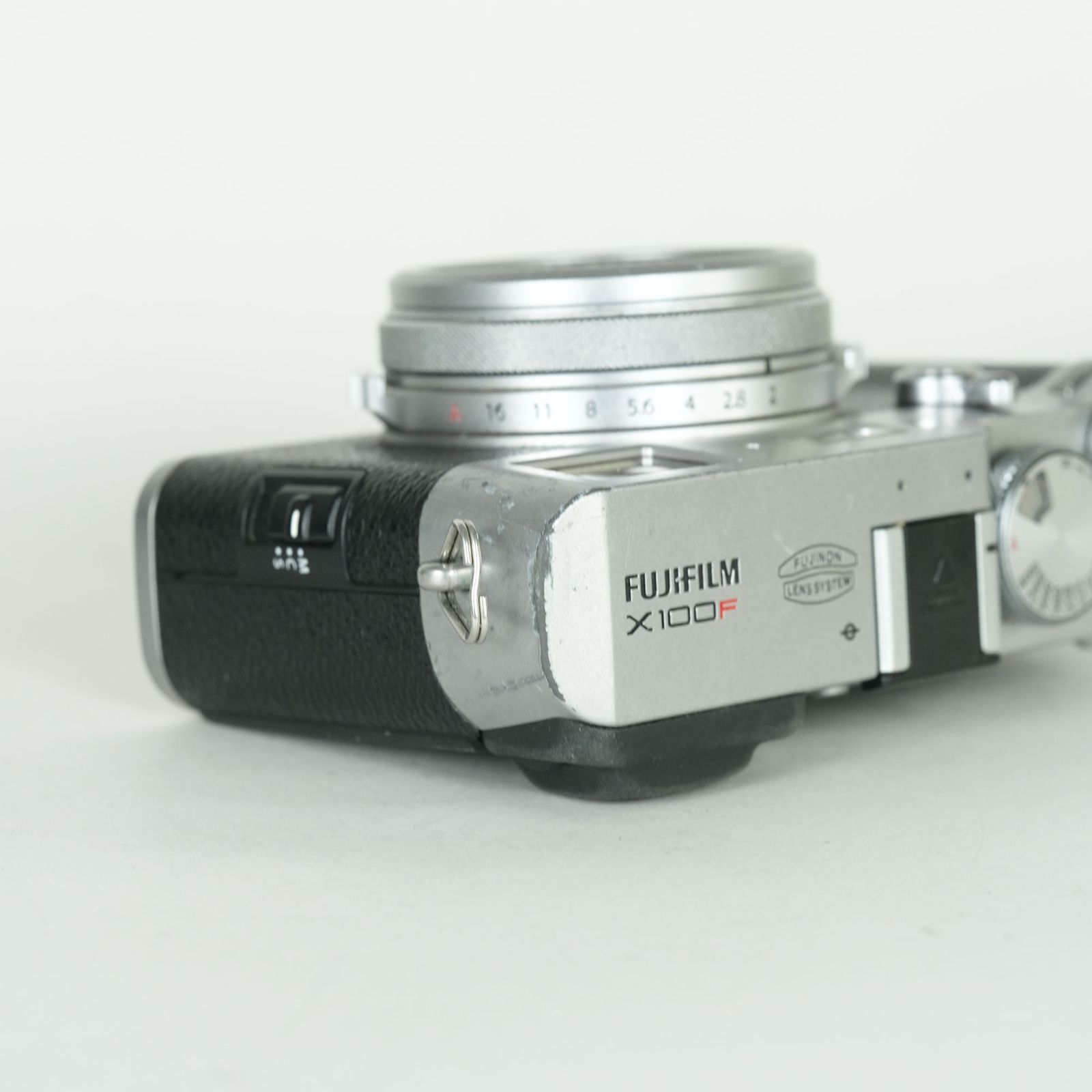 並品 | シャッター数28,000回｜純正フード付] FUJIFILM X100F シルバー