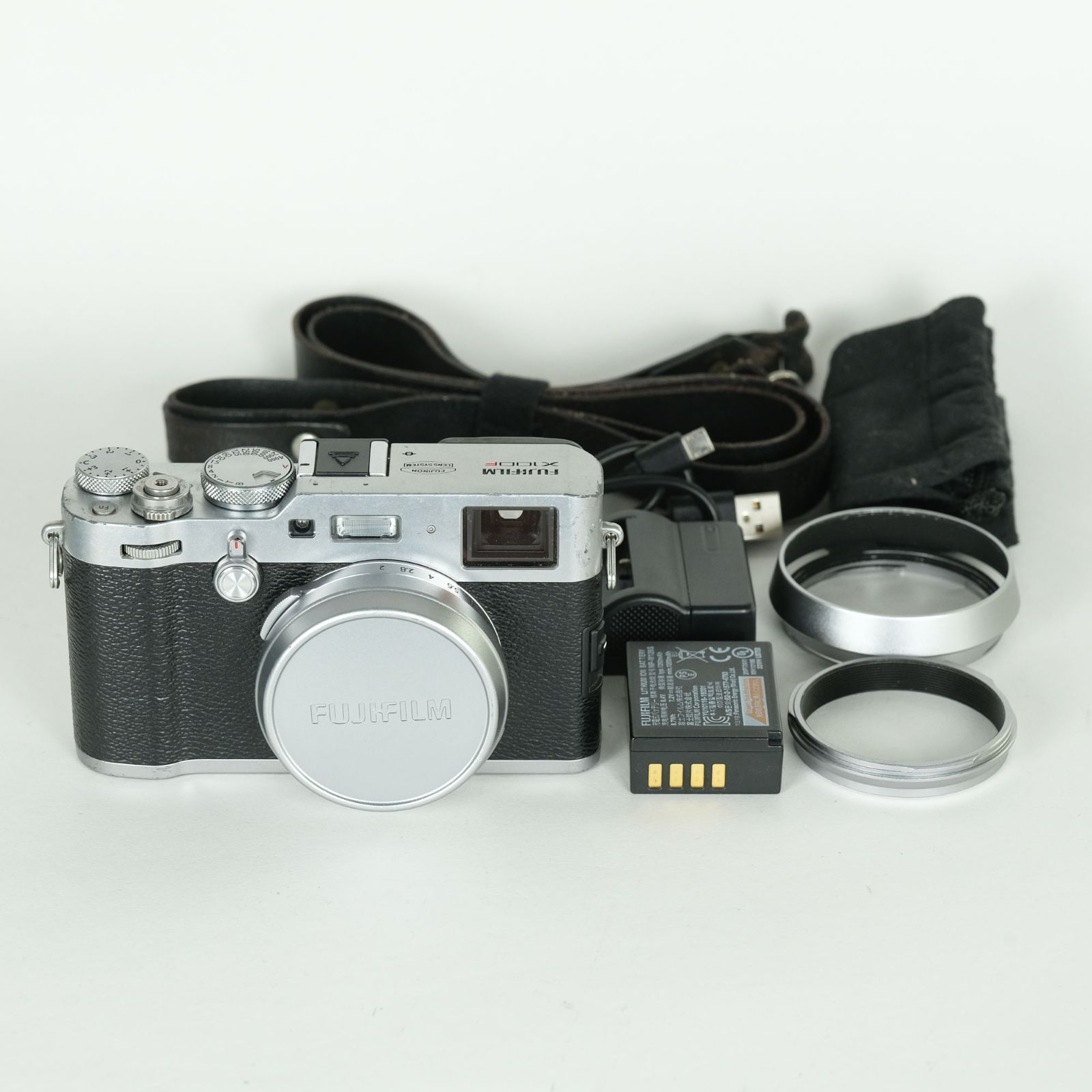 並品 | シャッター数28,000回｜純正フード付] FUJIFILM X100F シルバー
