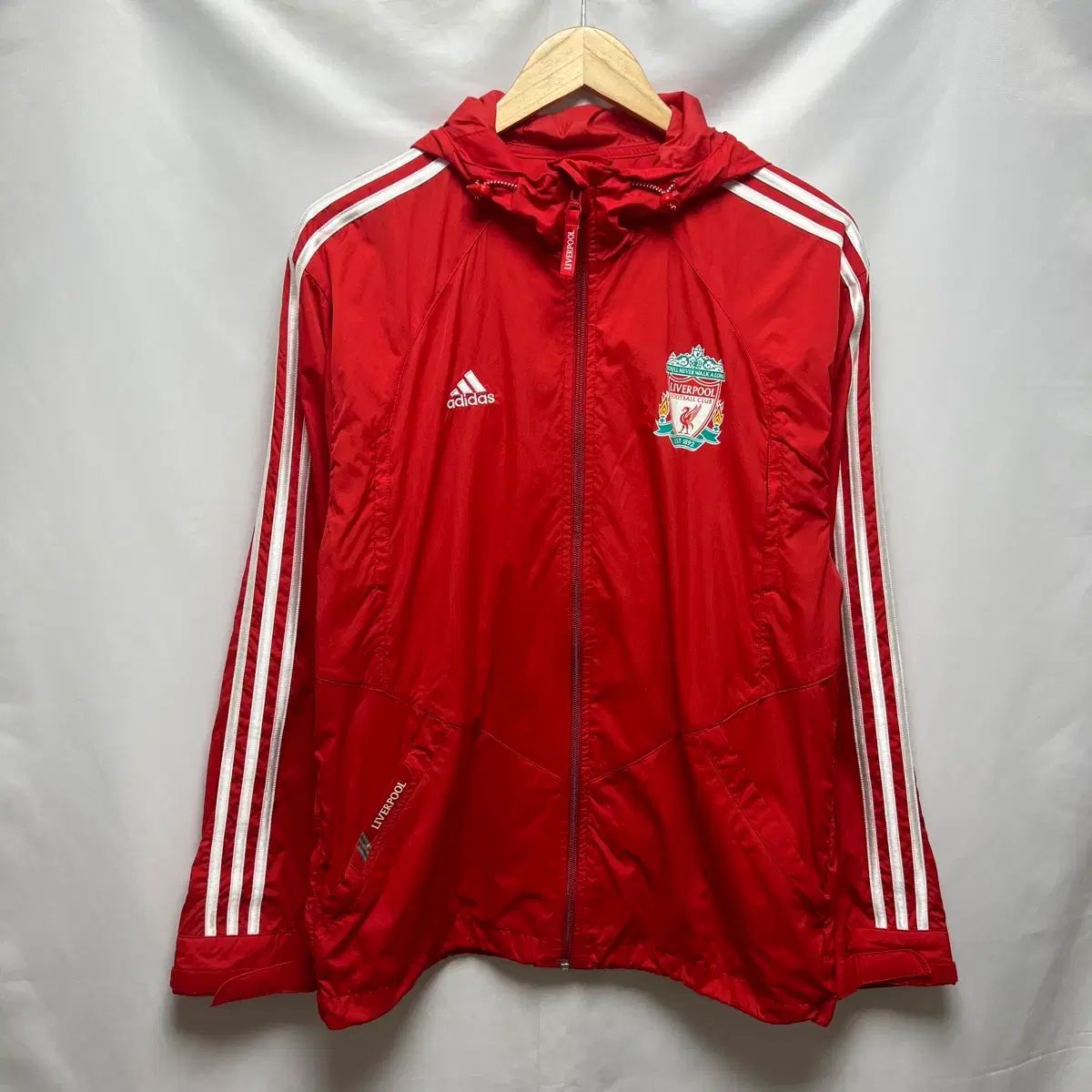 リバプール adidas ウィンドブレーカー Lサイズ 赤 正規品/100 アディダス リヴァプール トレーナー 08-09 レッド