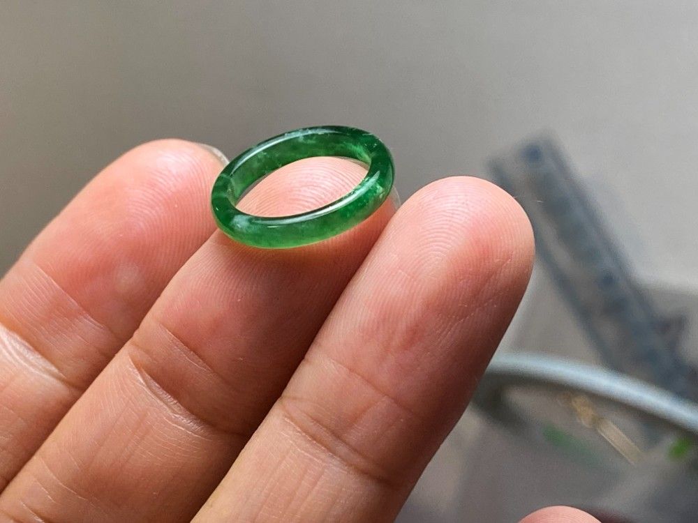 L15-132 細身 ピンキーリング 氷種 1.5号 濃緑 グアテマラ産 A貨 本