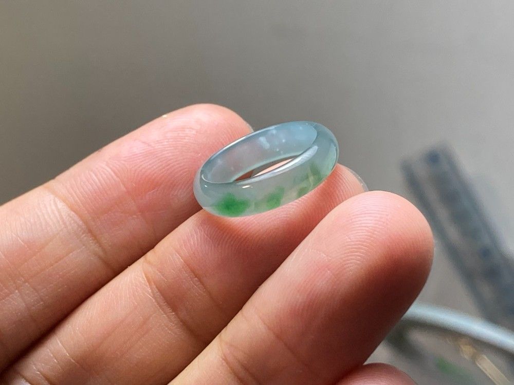 L15-131 ピンキーリング 氷種 4.5号 濃緑 グアテマラ産 A貨 本翡翠