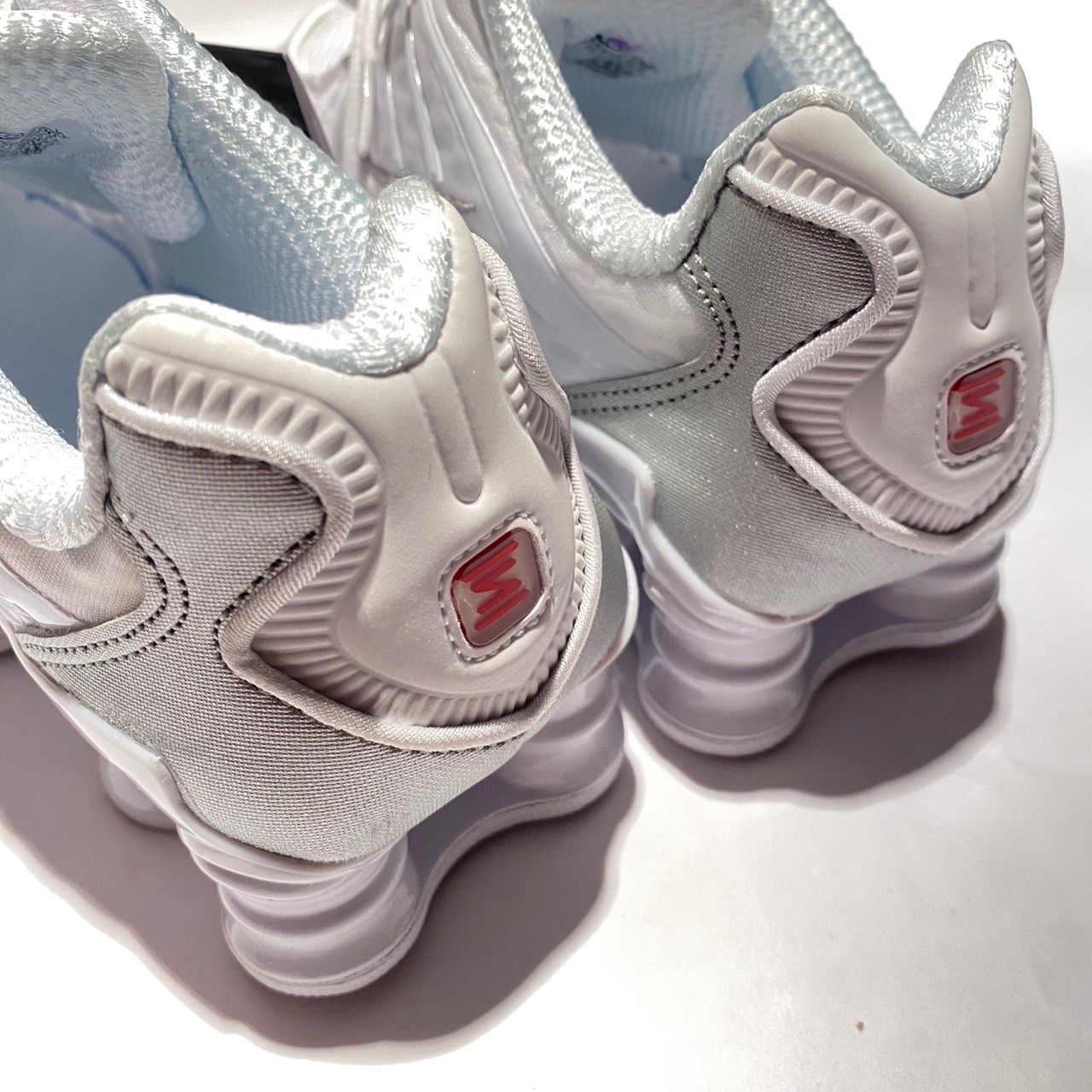 新品未使用 NIKE SHOX TL ウィメンズ 23.5cm 【公式通販】