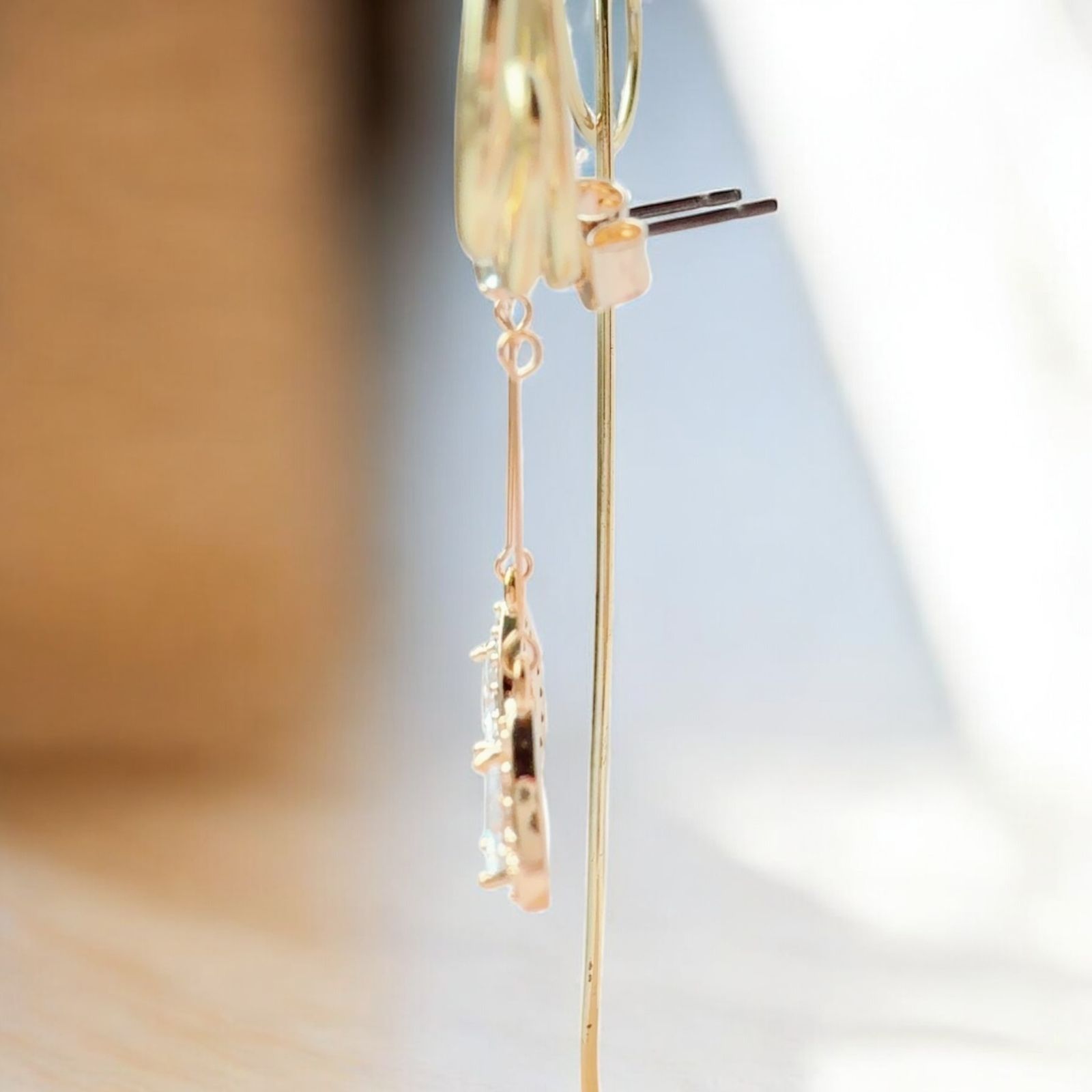 A 59 本音で愛せるようになる 満月の祝福 マチュラダイヤモンド ドロップストーン ぶらさがり ピアス 天邪鬼な心を解放し 素直に愛せる 魔術師アリエル 雫 恋愛運 復縁 仲直り 音信不通 誕生石 ドロップ 月 お守り 魔術 魔術師