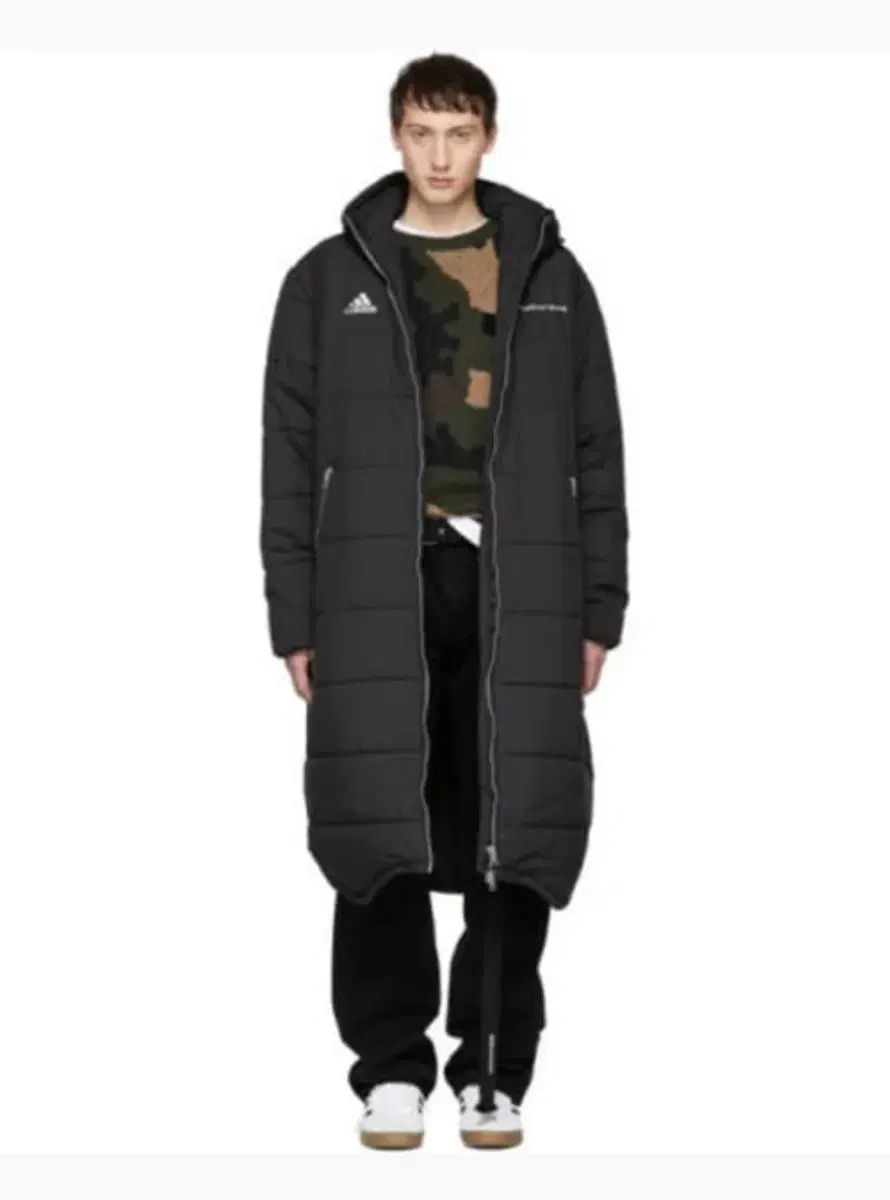 アディダス X Gosha Rubchinskiy(ゴーシャラブチンスキー) ダウン