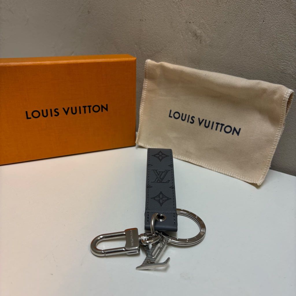 LOUIS VUITTON ルイヴィトン ドラゴンヌ キーホルダー M82373 BC2283
