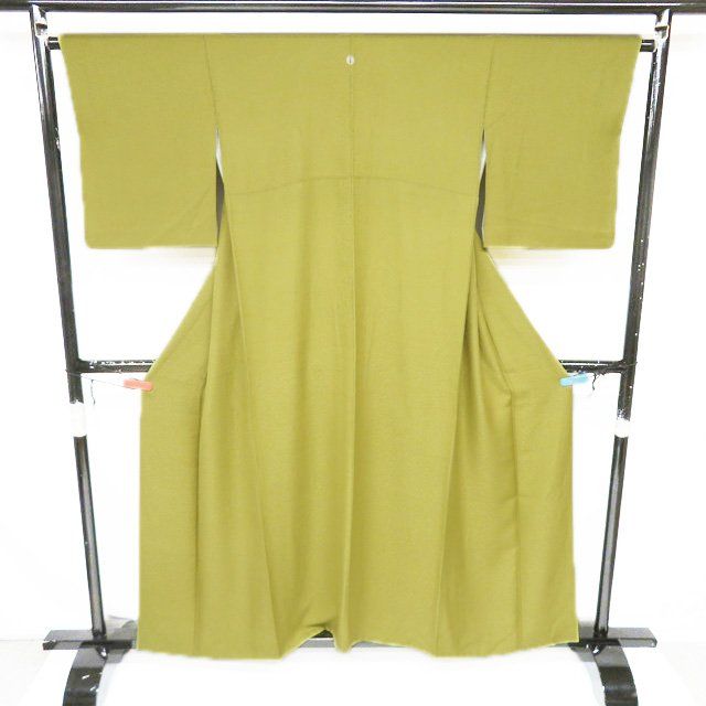 色無地 着物 正絹 袷 紋付き フォーマル 地模様 植物文様 緑黄色 身丈158 cm 裄65 M きもの北條 A 1309-5