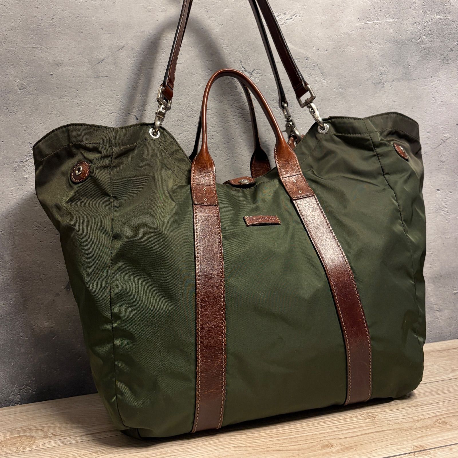 ショルダー付き