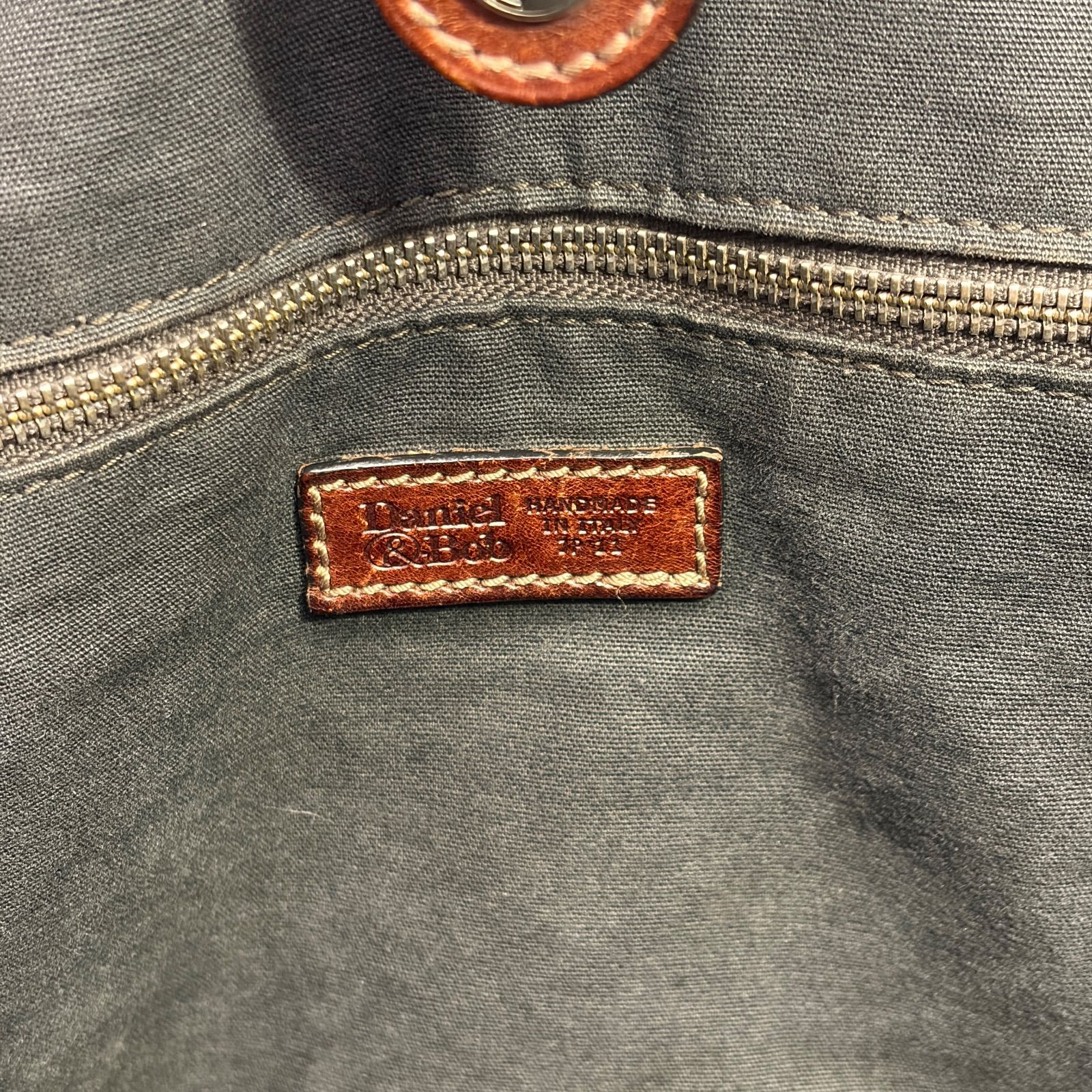 ショルダー付き カーキ