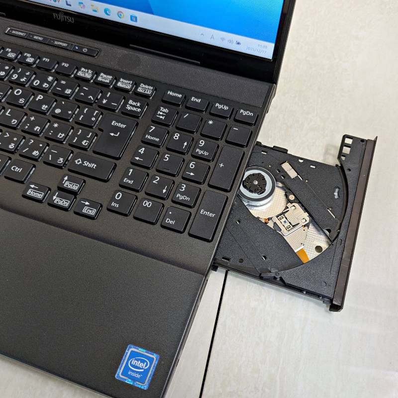 11ノートパソコン R