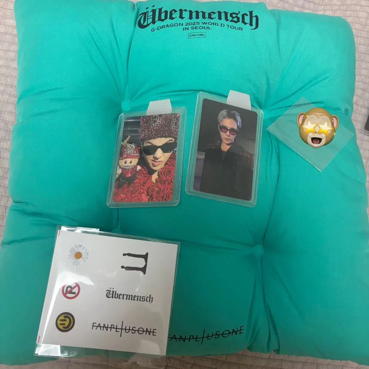 G-DRAGON ジードラゴン クッション ファーストコンサート ライブ会場 トレカ ステッカー コンサート