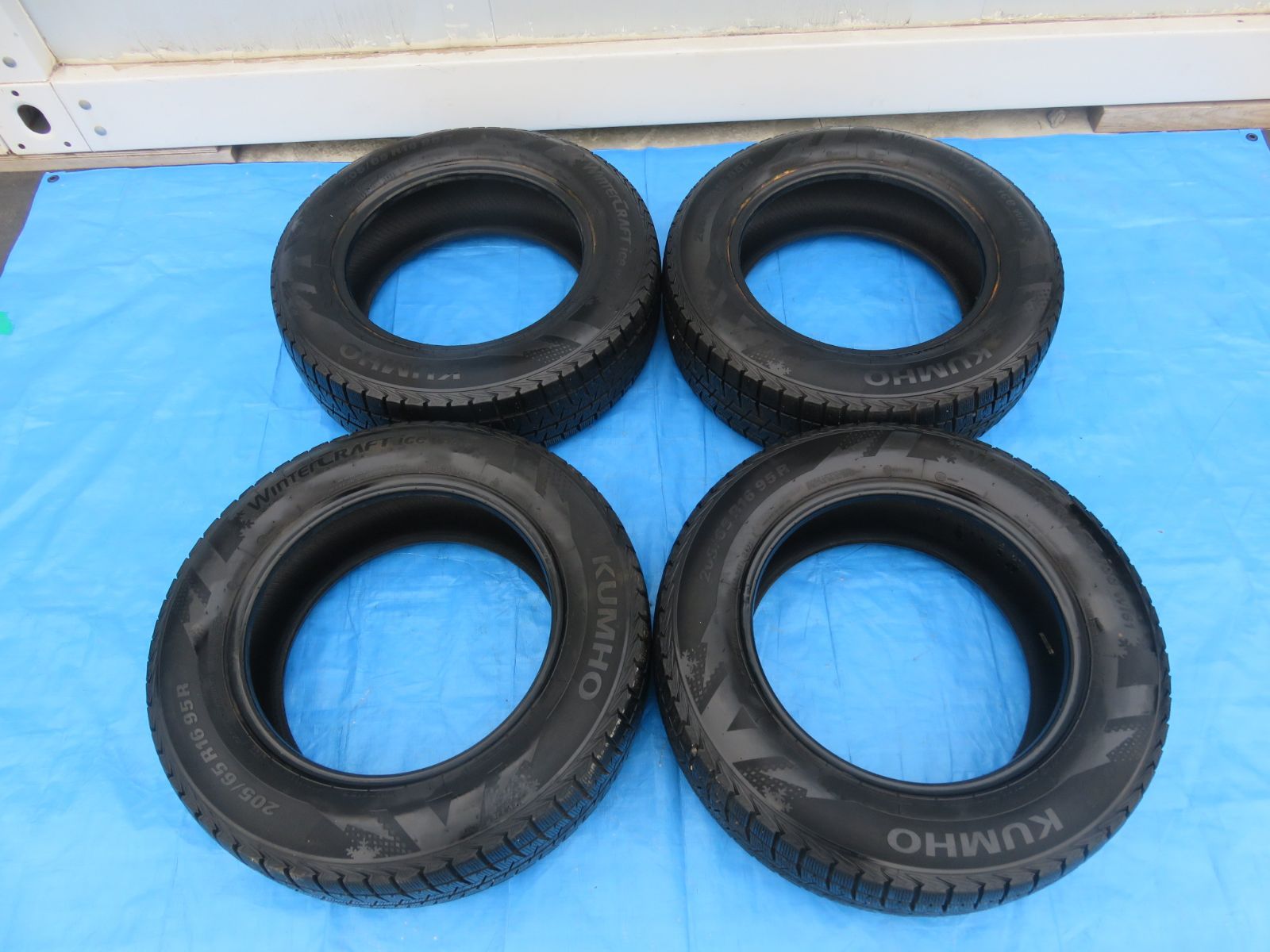 SFC 4120 16インチ タイヤ KUMHO 205 65 R 16 95 4本セット WinterCRAFT ice Wi 61 冬タイヤ スタッドレス 製