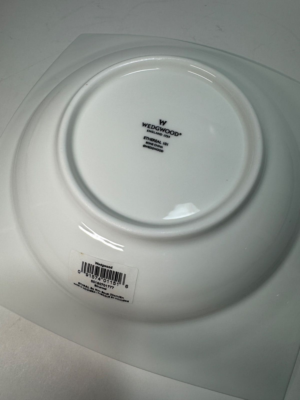 WEDGWOOD ウェッジウッド社製 「ETHEREALエスリアル101」スクウェア