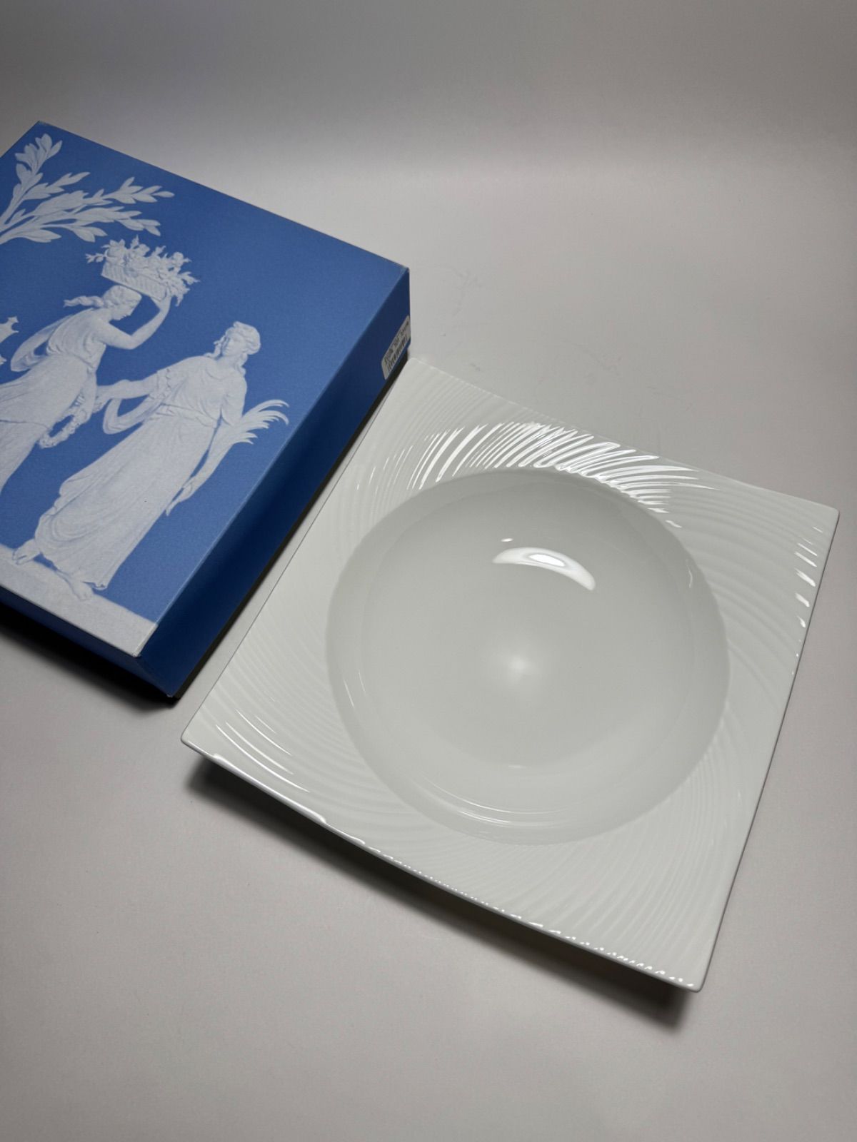 ウェッジウッド  Ethreal101 皿　2点　未使用　希少 ウェッジウッド Ethreal101 皿 2点 未使用 希少 ウェッジウッド