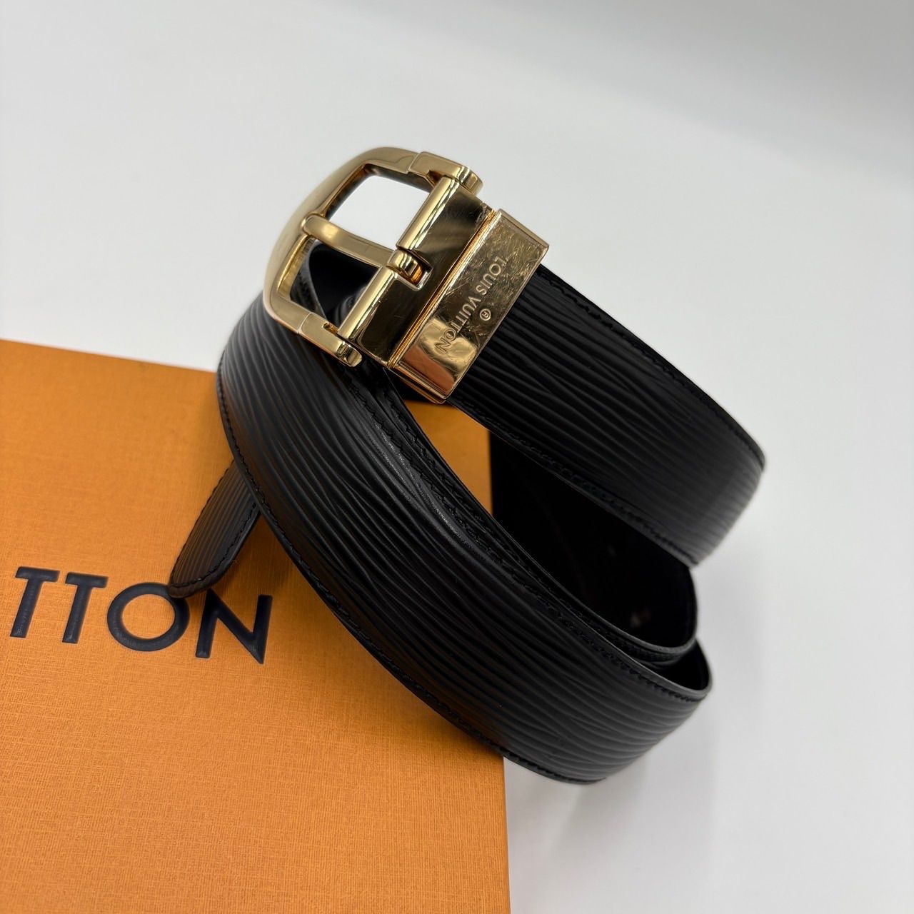 ルイヴィトン エピ サンチュールベルト ユニセックス