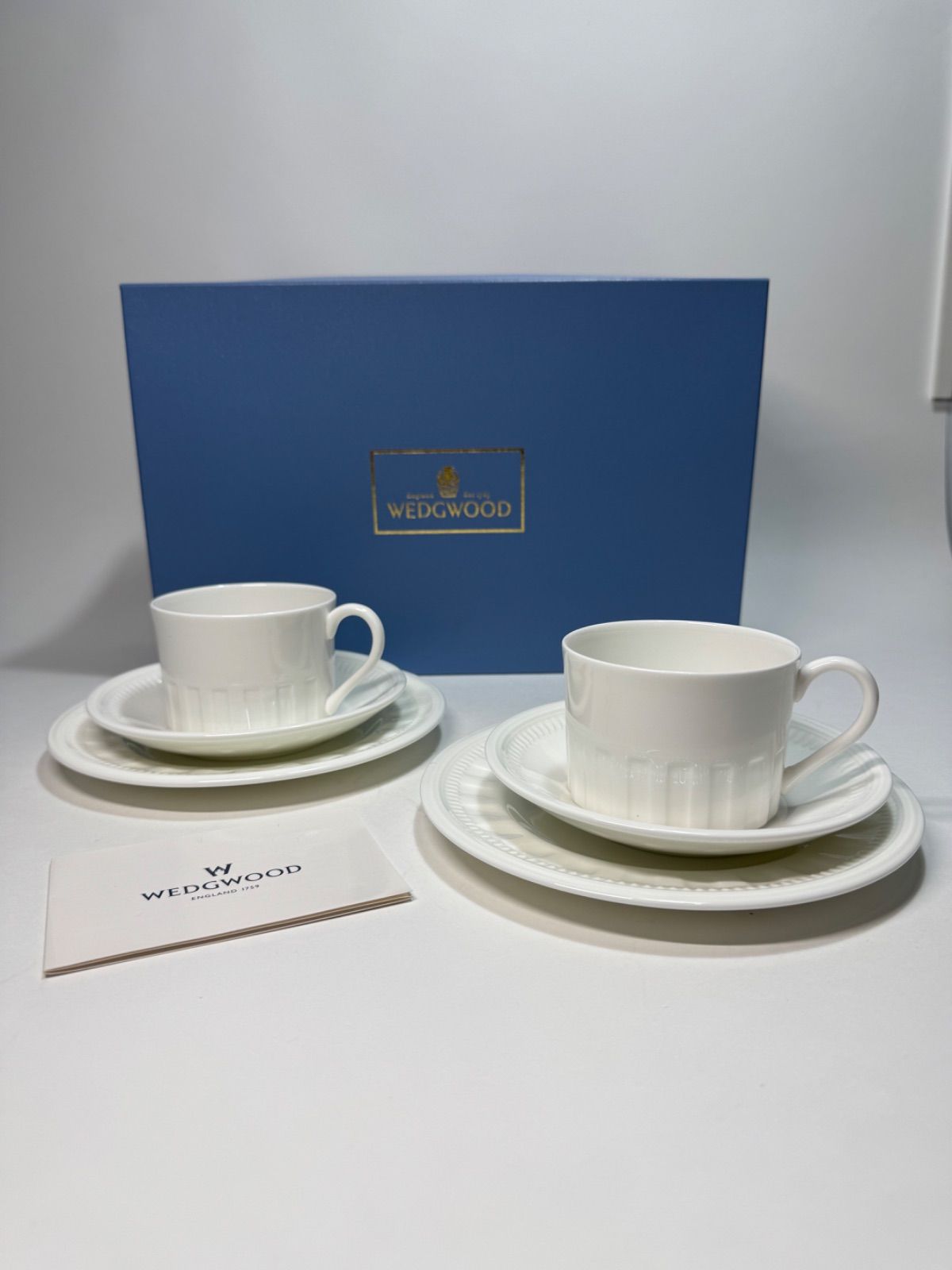 WEDGWOOD ウェッジウッド社製「コロシアム」トリオ カップ&ソーサー