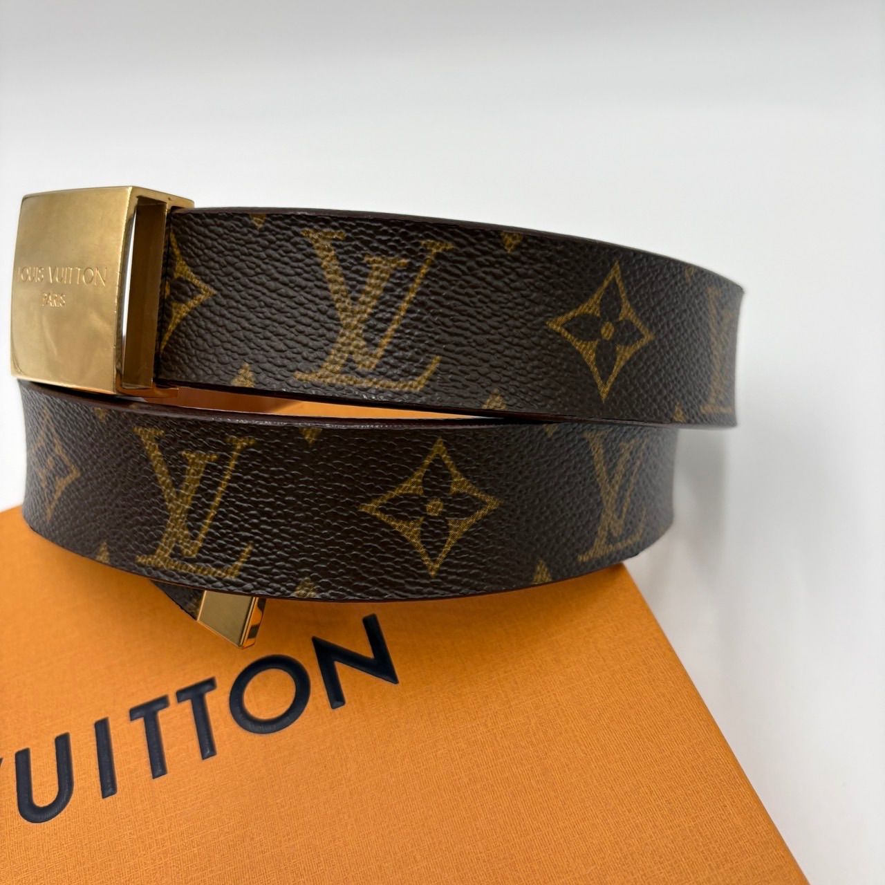 ルイヴィトン モノグラム サンチュールキャレベルト