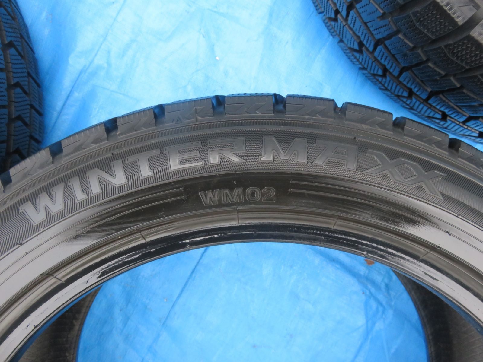 SFC 4121 17インチ タイヤ DUNLOP 215 50 R 17 91 Q 4本セット WINTER MAXX 冬タイヤ スタッドレス 2016年製