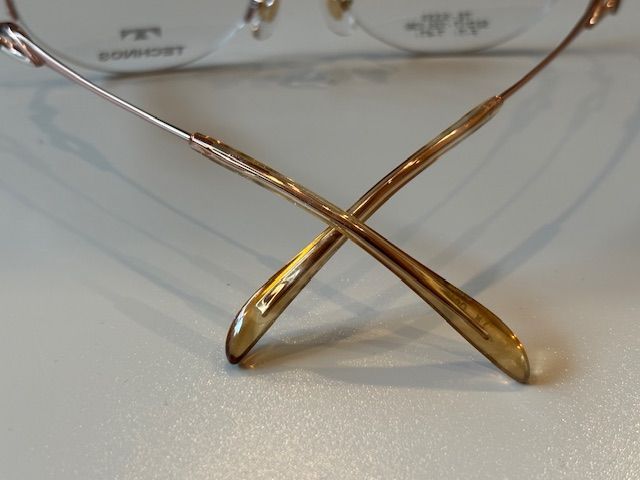 メガネフレーム