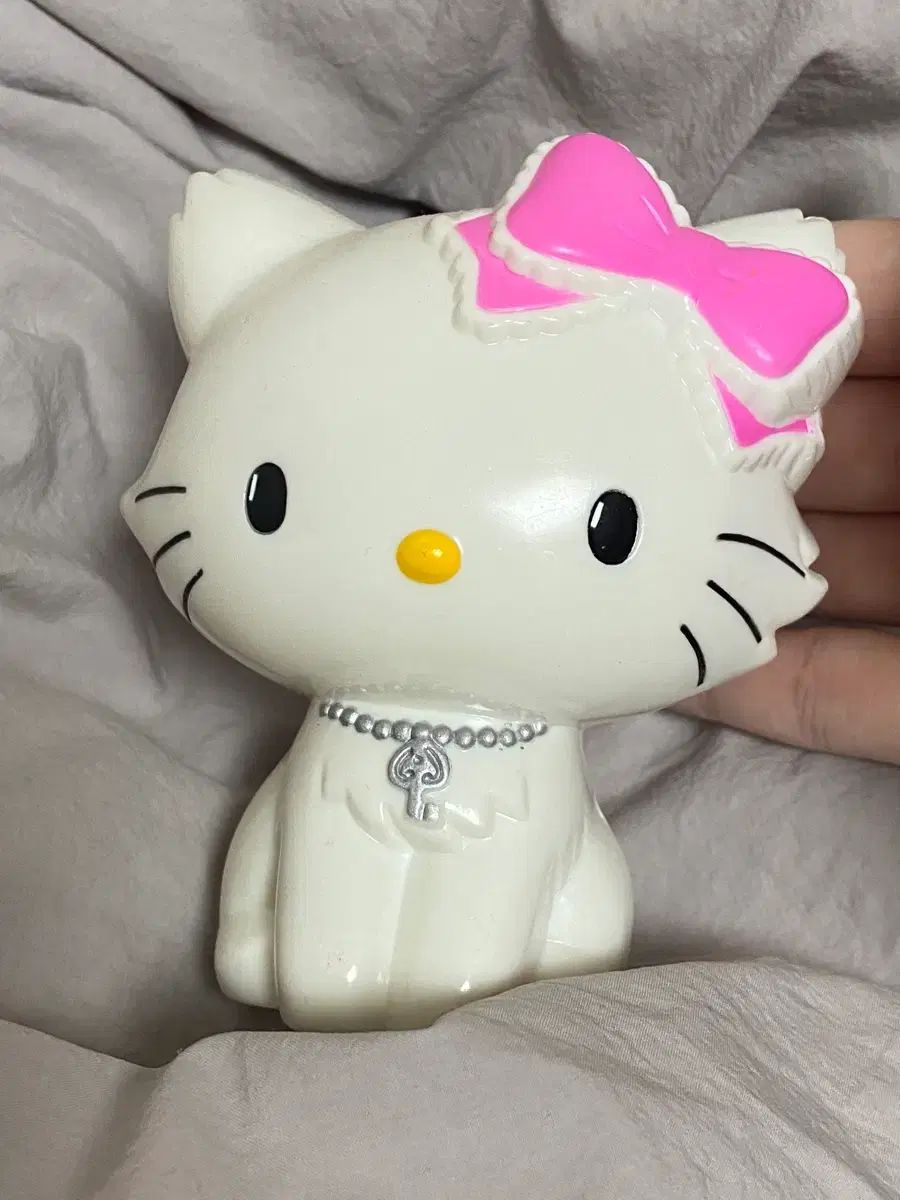 チャーミーキティ 貯金箱 フィギュア ゴー 古典 ハローキティ - メルカリ