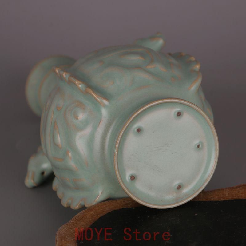 北宋汝窯元祐年双羊回紋尊瓶 景徳鎮 陶磁器 装飾品 工芸品 美術品 置物