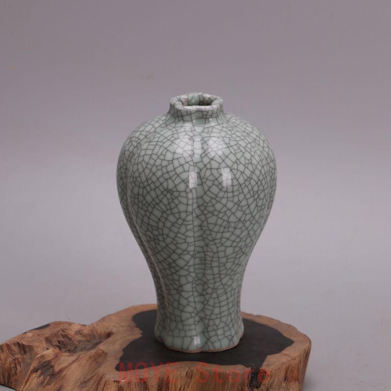 宋官窯開片花稜帯蓋梅瓶 景徳鎮 陶磁器 装飾品 現代工芸品 美術品 置物