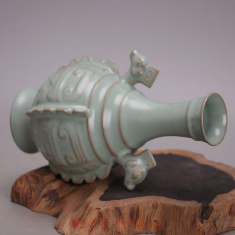 北宋汝窯元祐年双羊回紋尊瓶 景徳鎮 陶磁器 装飾品 工芸品 美術品 置物