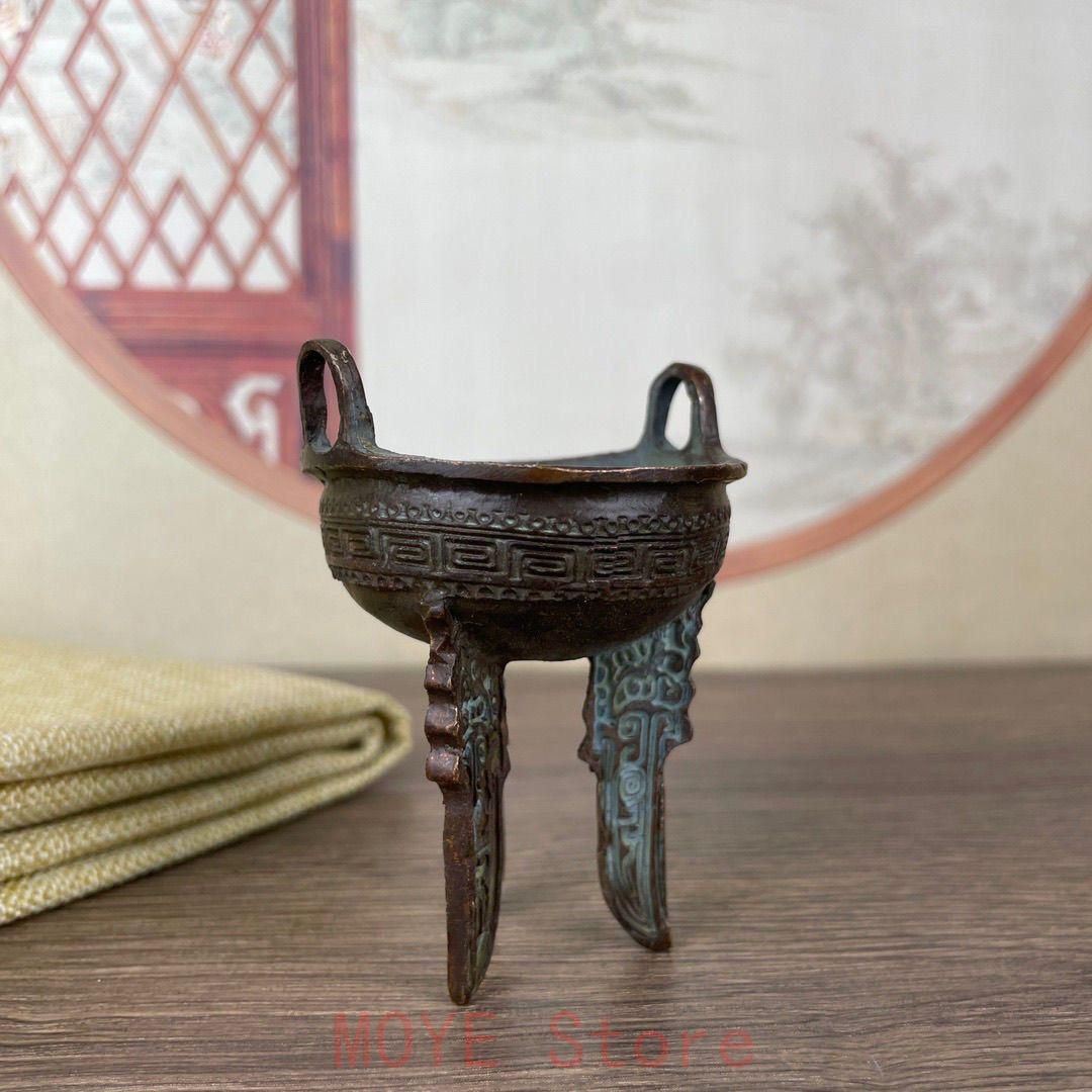 銅器 扁足鼎 装飾品 工芸品 美術品 置物 - メルカリ