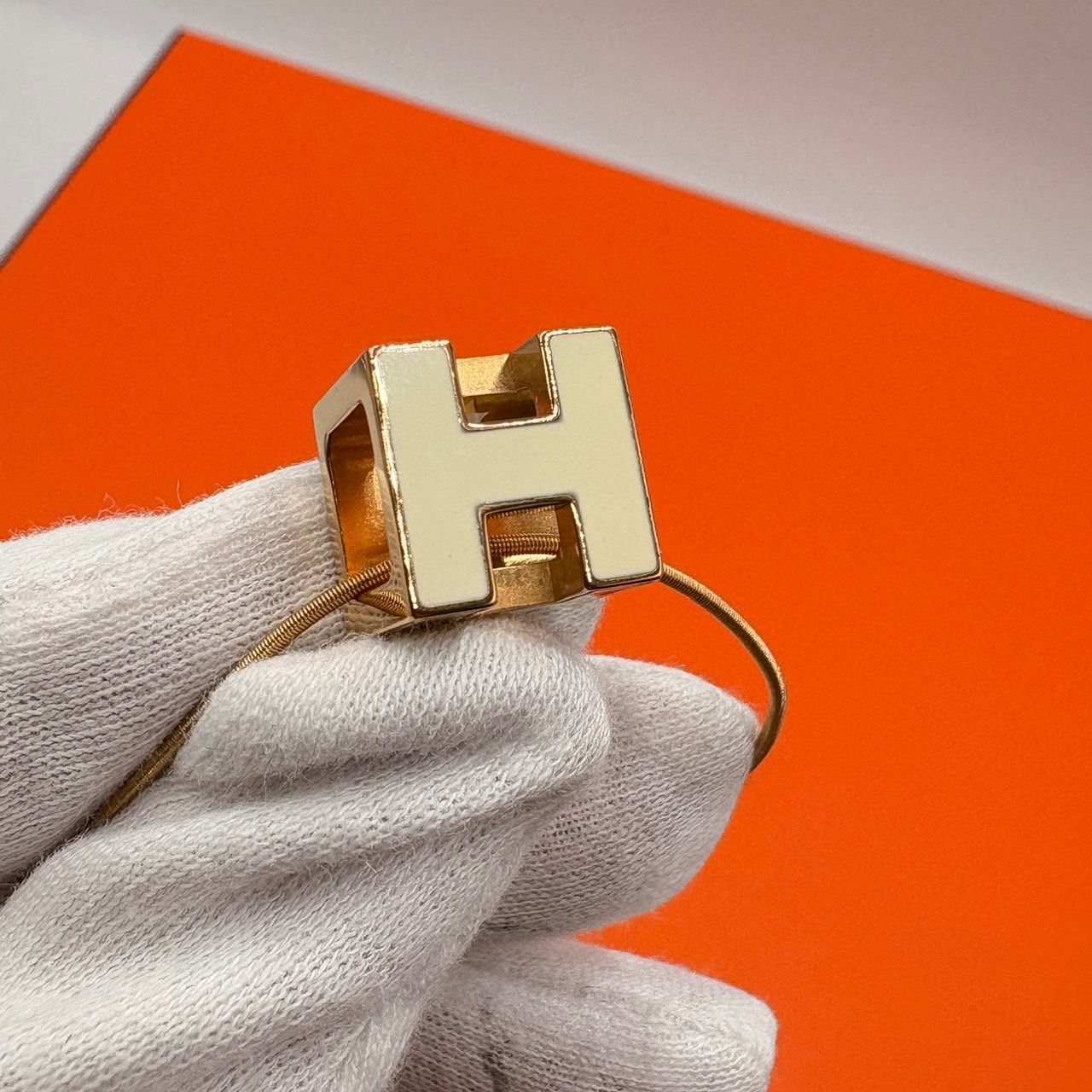 ❣️エルメス❣️HERMESカージュドアッシュHキューブロゴネックレス