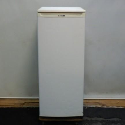 2012年製 サンデン VF K 120 X 前開き 冷凍庫 117 L mm 100 V 37 kg 7段 検食 ストッカー ファン式 フリーザー