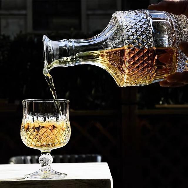 ウイスキーデカンタ 酒デキャンタ ヴィンテージ風 ワイン ウィスキー