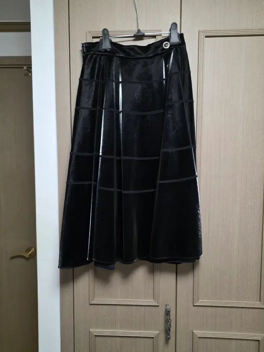 マインブラック ツアーベルベット Aライン スカート