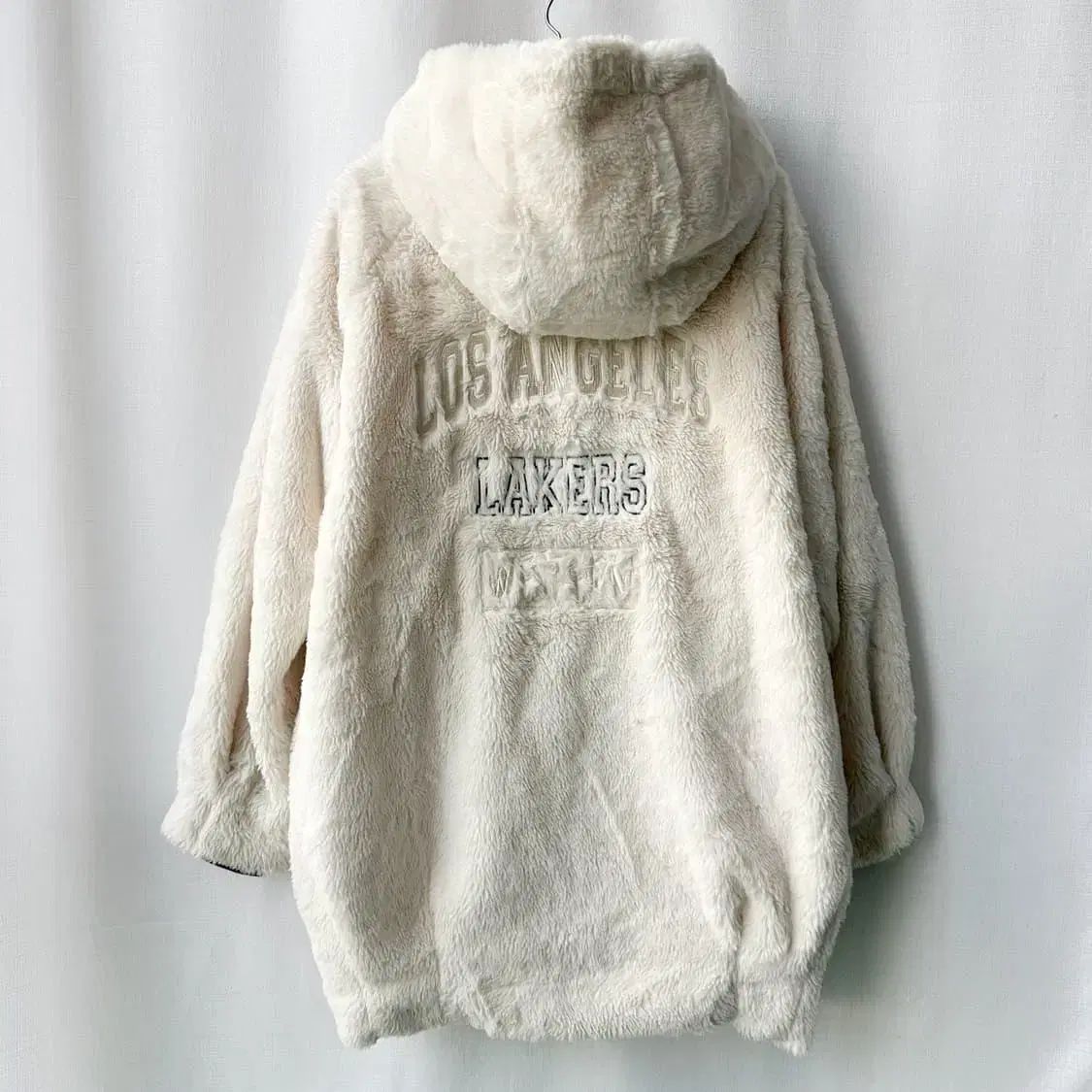 NBA LA Lakers BoAフリース ロング フーディー ジップアップ アイボリー XS
