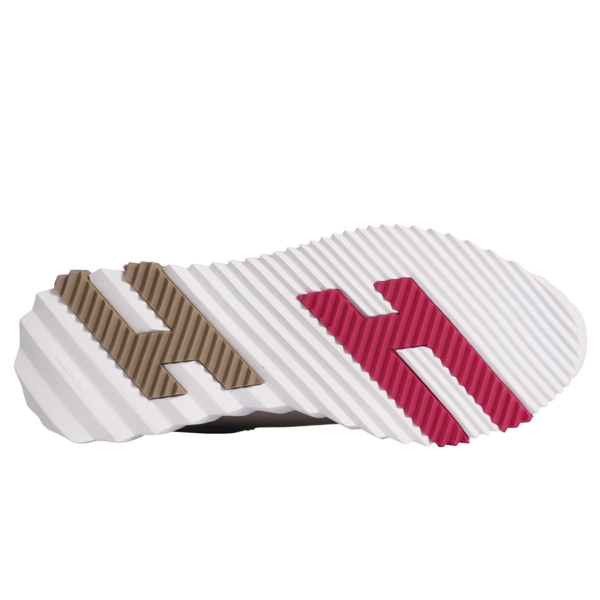 スニーカー 2025