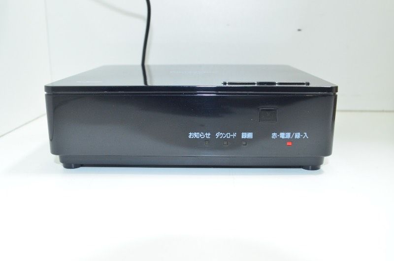 送料無料】 パナソニック Panasonic VIERA ビエラ UN-10E8-W