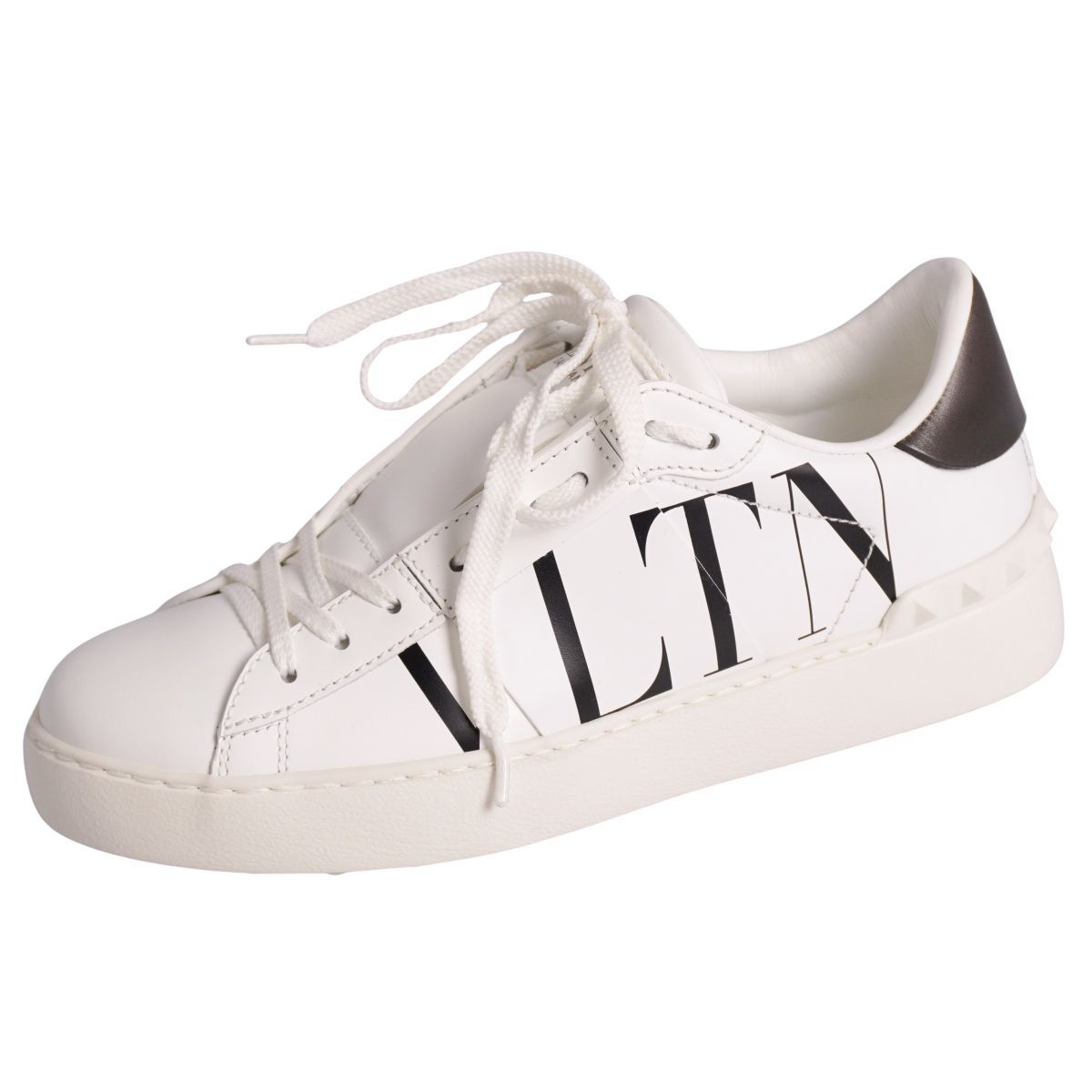 Valentino ガラヴァーニ ホワイト　レザー　スニーカー新品未使用　41 未使用 ヴァレンティノ ガラヴァーニ VALENTINO GARAVANI スニ - メルカリ