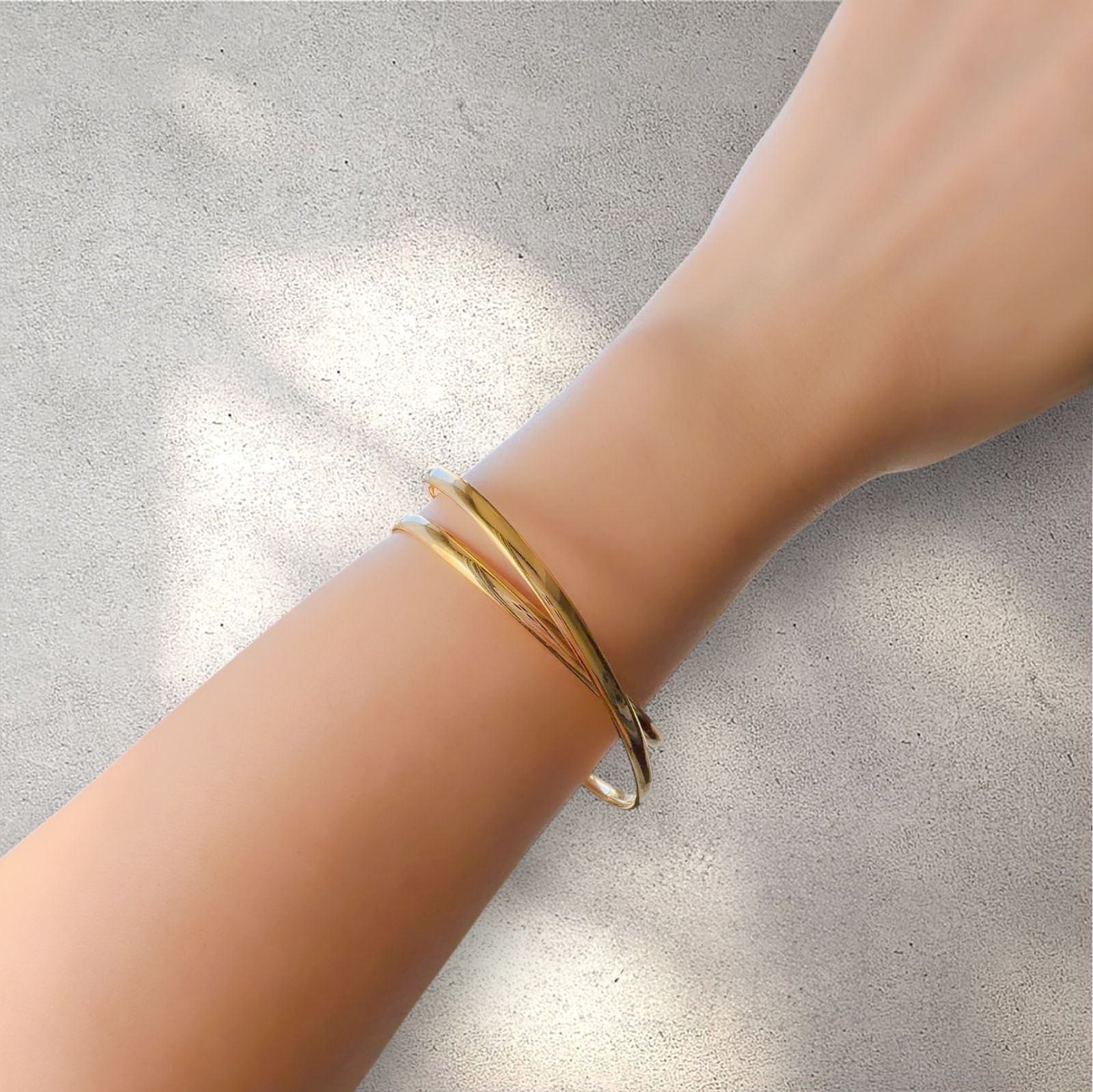 B 559 あなたのワガママを叶える フォービドゥン クイーン LOVEバングル 女王の恋愛魔術 ゴールドの輝き 愛されたい モテ魔術 悪魔術師 べリアル 願望成就 ブレスレット 魔術 強力 黒魔術 おまじない 略奪 ライバル 縁結び お守り