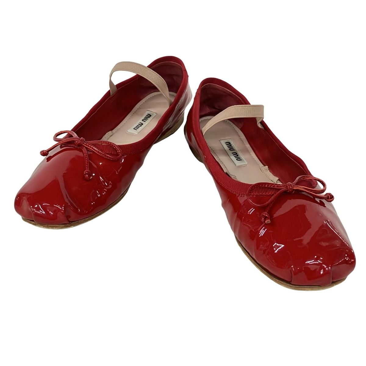 miumiu(ミュウミュウ) フラットシューズ 36 1/2 レディース - レッド miumiu(ミュウミュウ) フラットシューズ 36 1/2 レディース - レッド