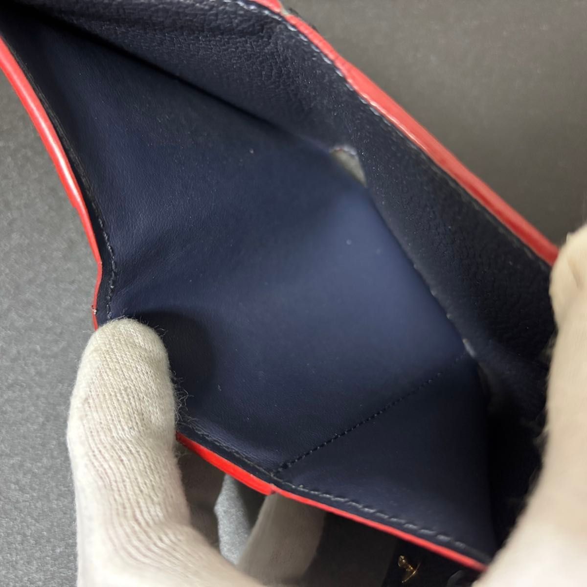 【美品】ルイヴィトン　アンプラント　ポルトフォイユゾエ　マリーヌルージュ　財布 Amazon | (ルイ・ヴィトン)LOUIS VUITTON 三つ折り財布 小銭入れあり