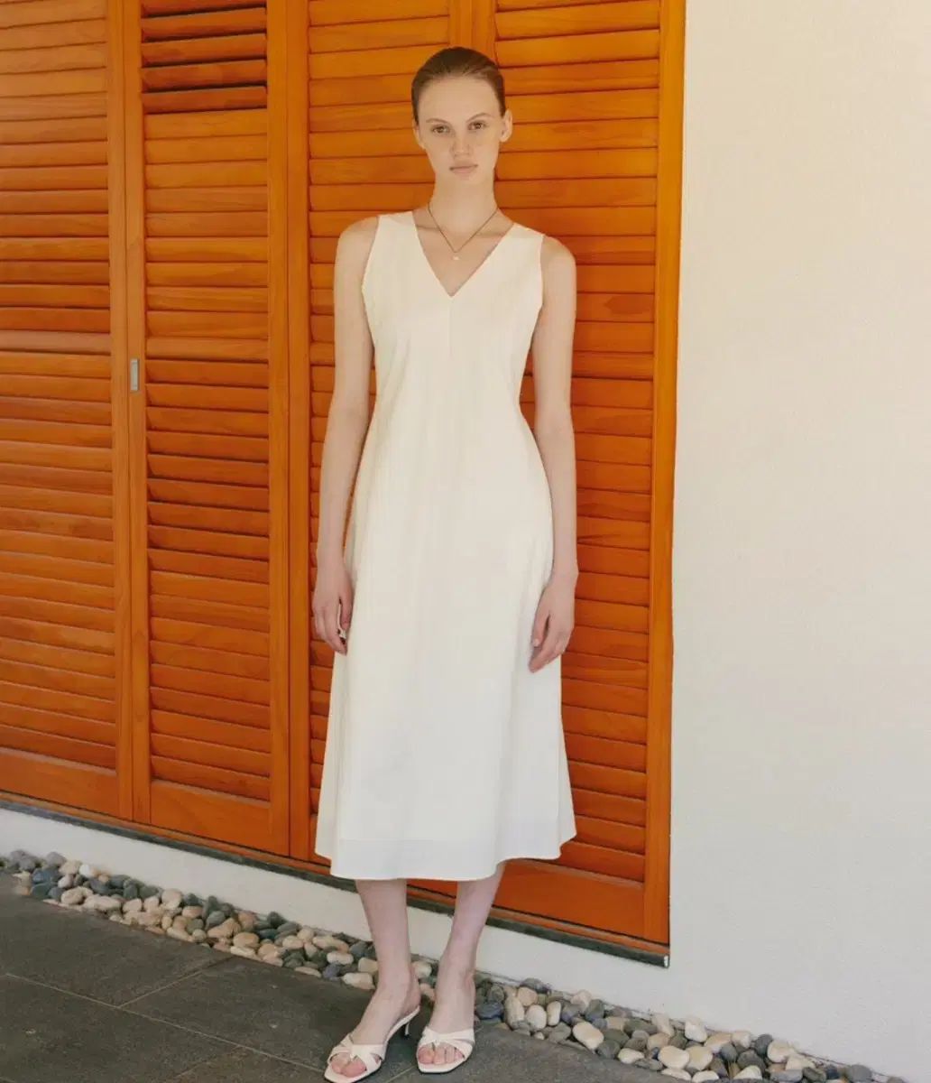 シエsie ジェナ Vネック ドレス