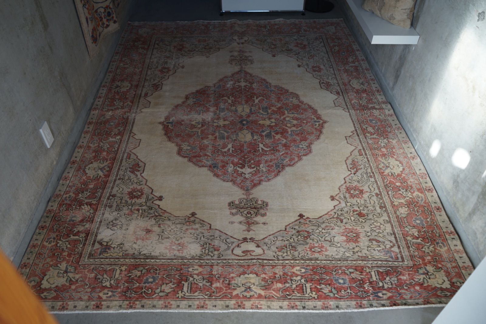 ヴィンテージラグ トルコ ピンクベージュ メダリオン 1970年代 265 194 cm No TR 25213