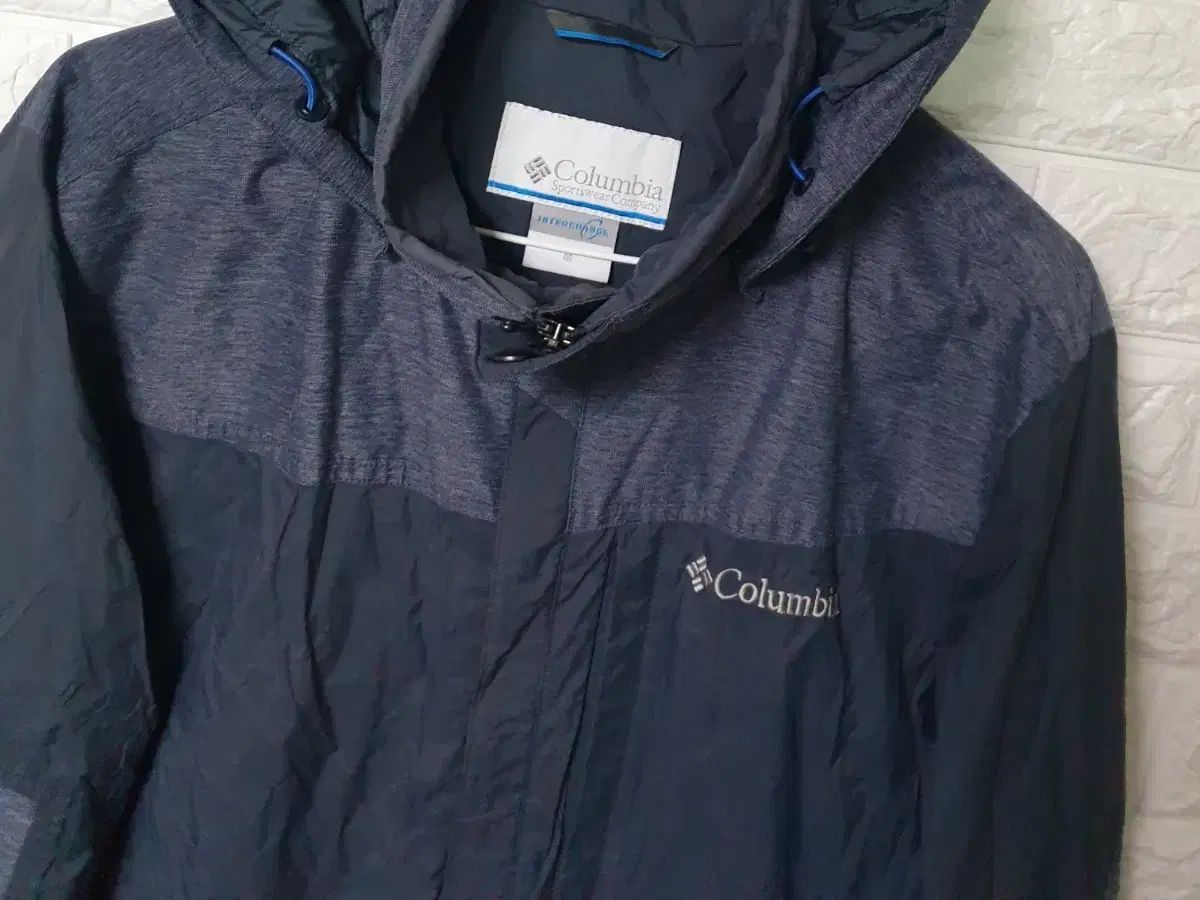 Columbia コロンビア ウィンドブレーカー ジャケット 出品