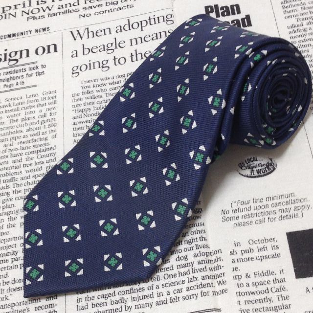 エルメネジルドゼニア Ermenegildo Zegna 美品 微光沢 ネクタイ 