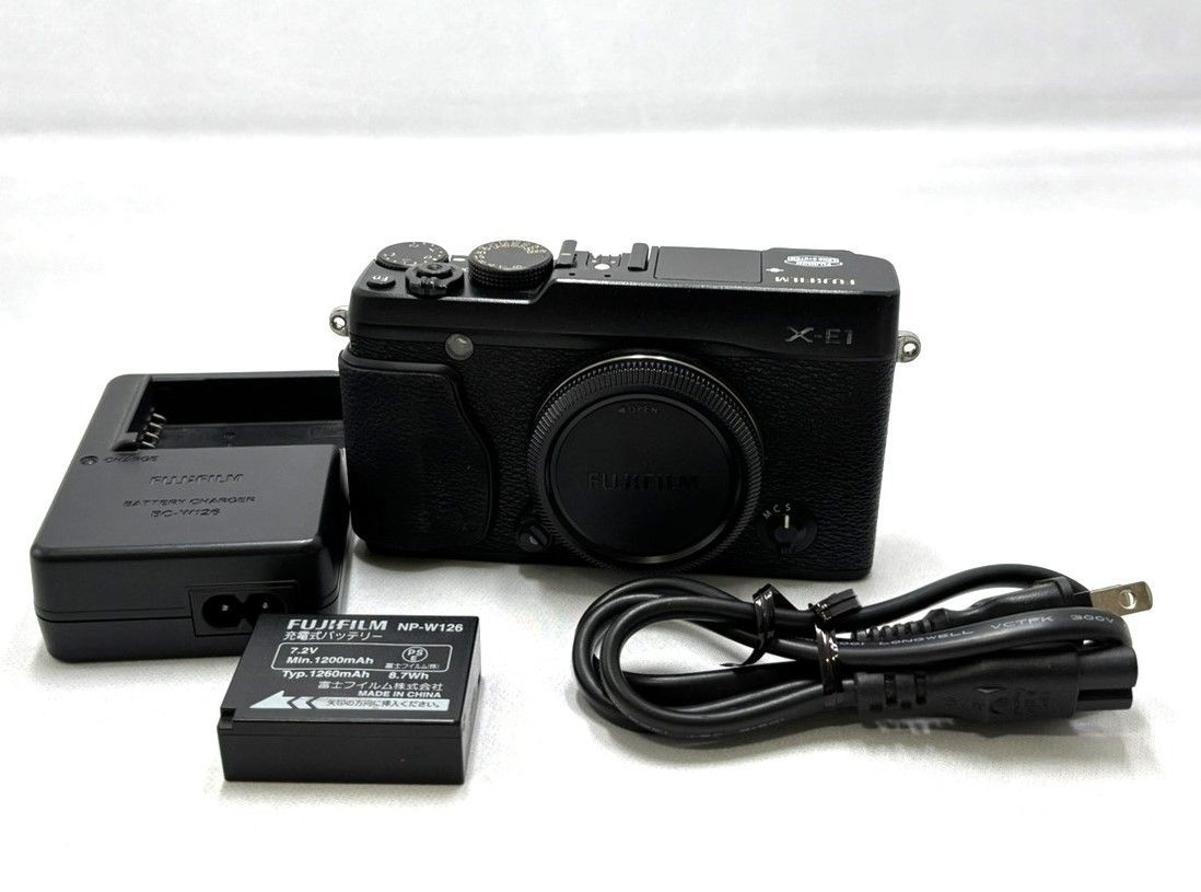 Fujifilm X-E1 XE1 ブラック ボディ ミラーレスカメラ ミラーレス一眼