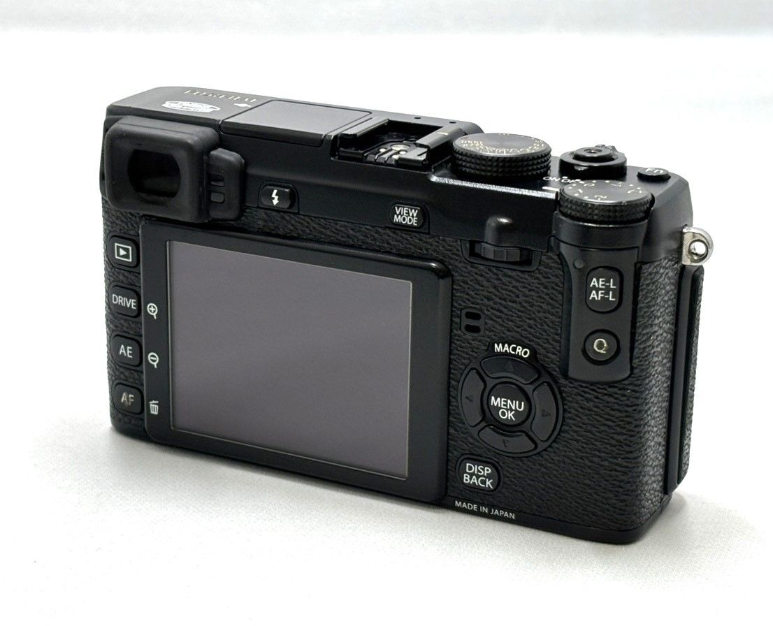 Fujifilm X-E1 XE1 ブラック ボディ ミラーレスカメラ ミラーレス一眼