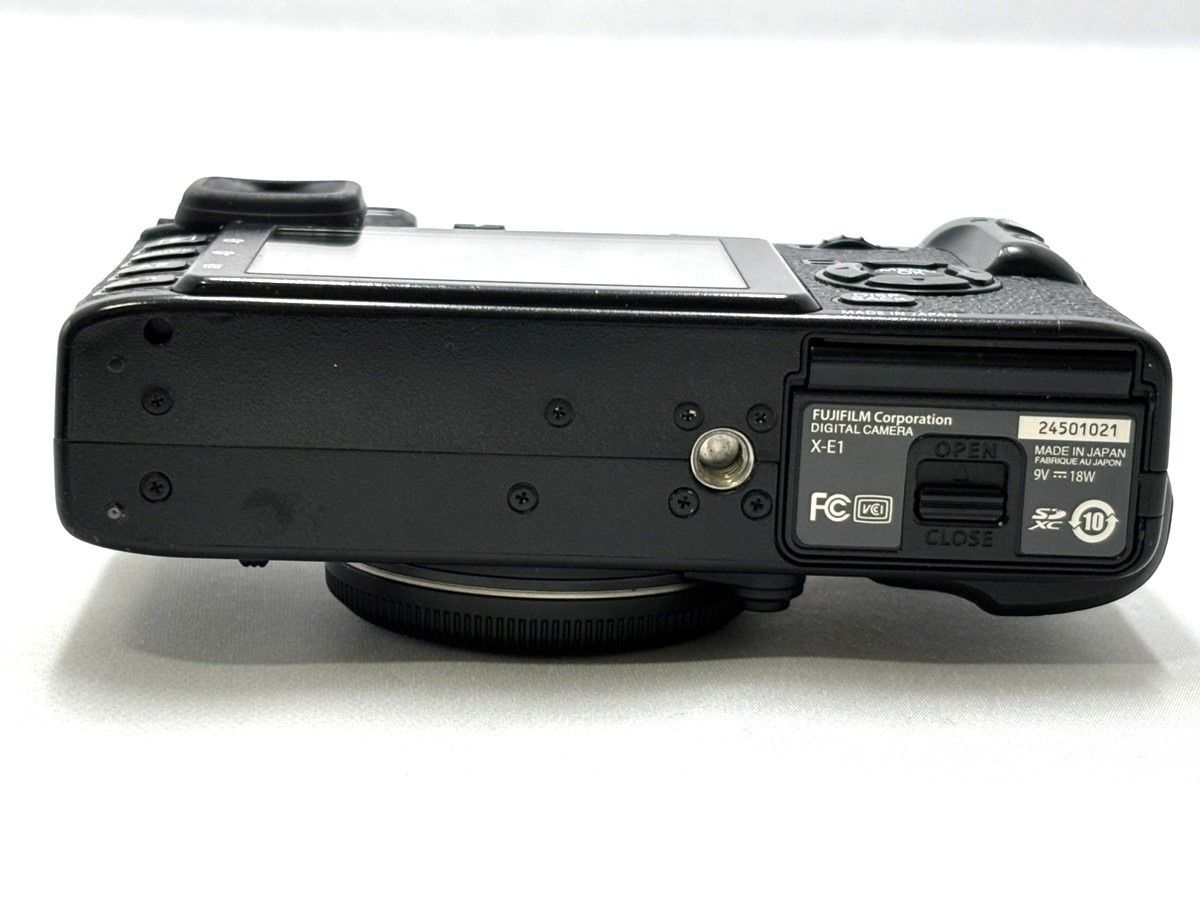 Fujifilm X-E1 XE1 ブラック ボディ ミラーレスカメラ ミラーレス一眼
